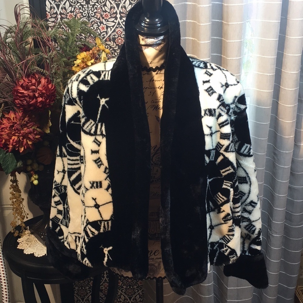 Plush soft open front rolled cuff coat - Picture 7 of 10